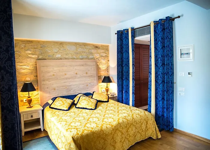 Maritsas Hotel & Suites